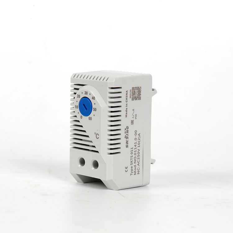 小型自動恒溫調節器SKTS 011
